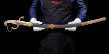 Un sabre de Napoléon été vendu près de 4,7 millions d’euros. crédit SVV Giquello
