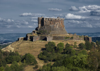 Murol, la forteresse imprenable