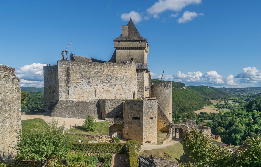 Vue d'ensemble du château de Castelnaud. crédit Krzysztof Golik