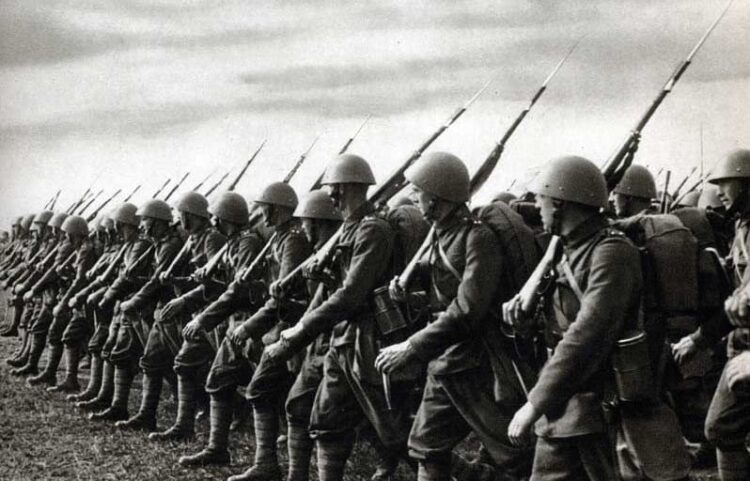 L’armée tchécoslovaque dans les années 1930. Tchécoslovaquie
